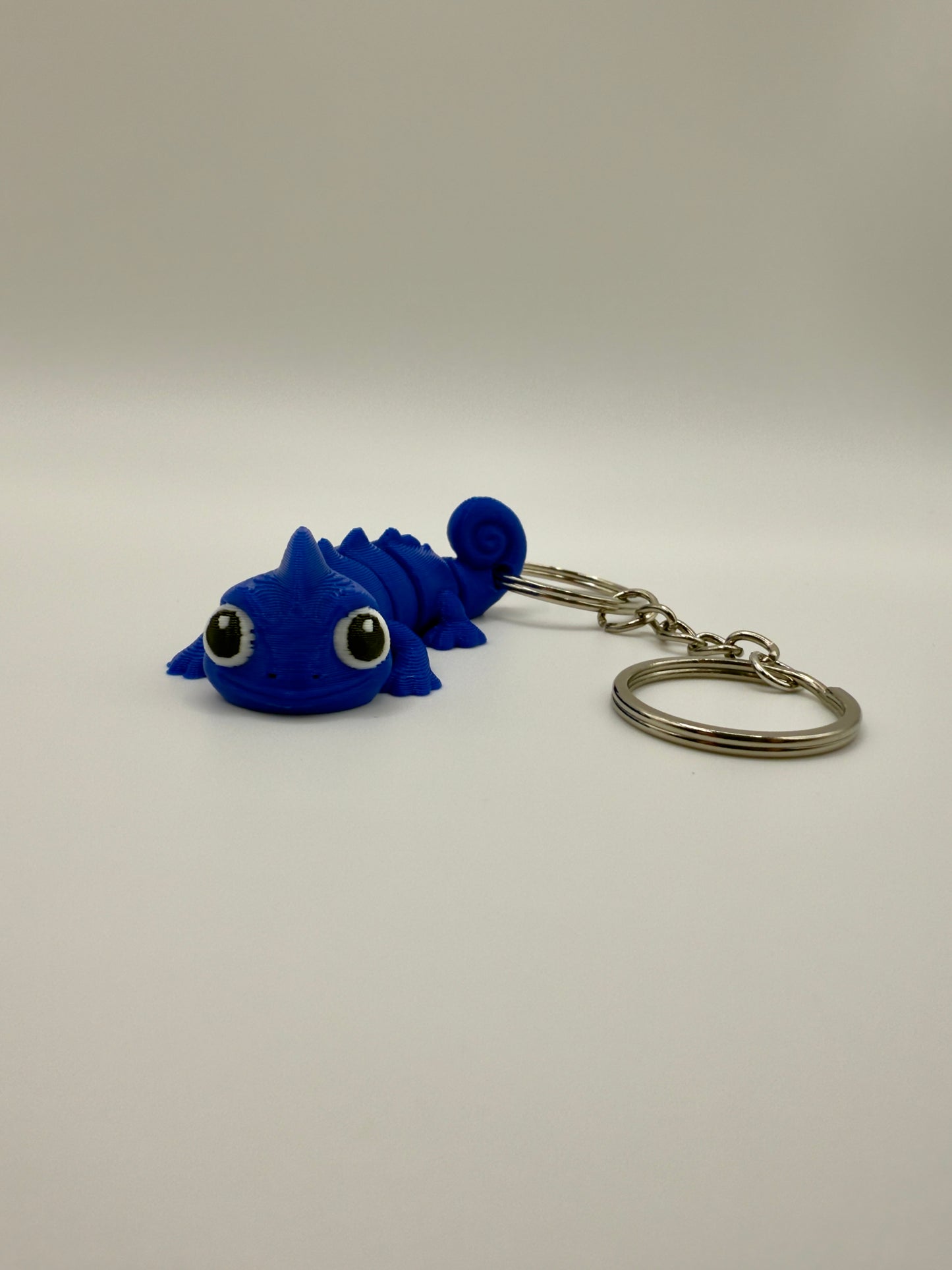 Kameleon Sleutelhanger - Handgemaakte, Schattige Blauwe Accessoire voor Sleutels of Tas - Large